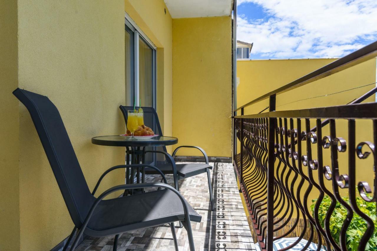 Apartments Lara - Split Croatia Exteriör bild
